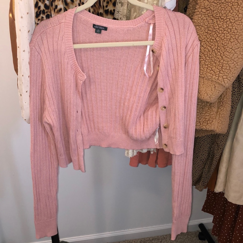 WILD FABLE pink cropped cardigan